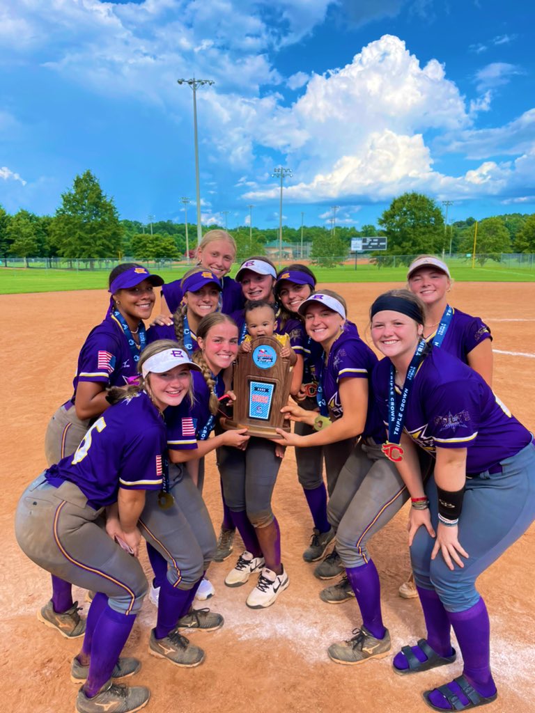 2022 Triple Crown Southeast National Champs 🏆🥎
Incredibly proud of our girls! What a way to finish off our summer season &amp; first year in 16U. 21-4 record playing some talented teams from all across the country‼️
<a href="/triplecrownspts/">Triple Crown Sports</a> 
<a href="/TCSFastpitch/">TC Fastpitch</a> 
<a href="/ExtraInningSB/">EXTRA INNING SOFTBALL</a> 
#BoltsBoom⚡️