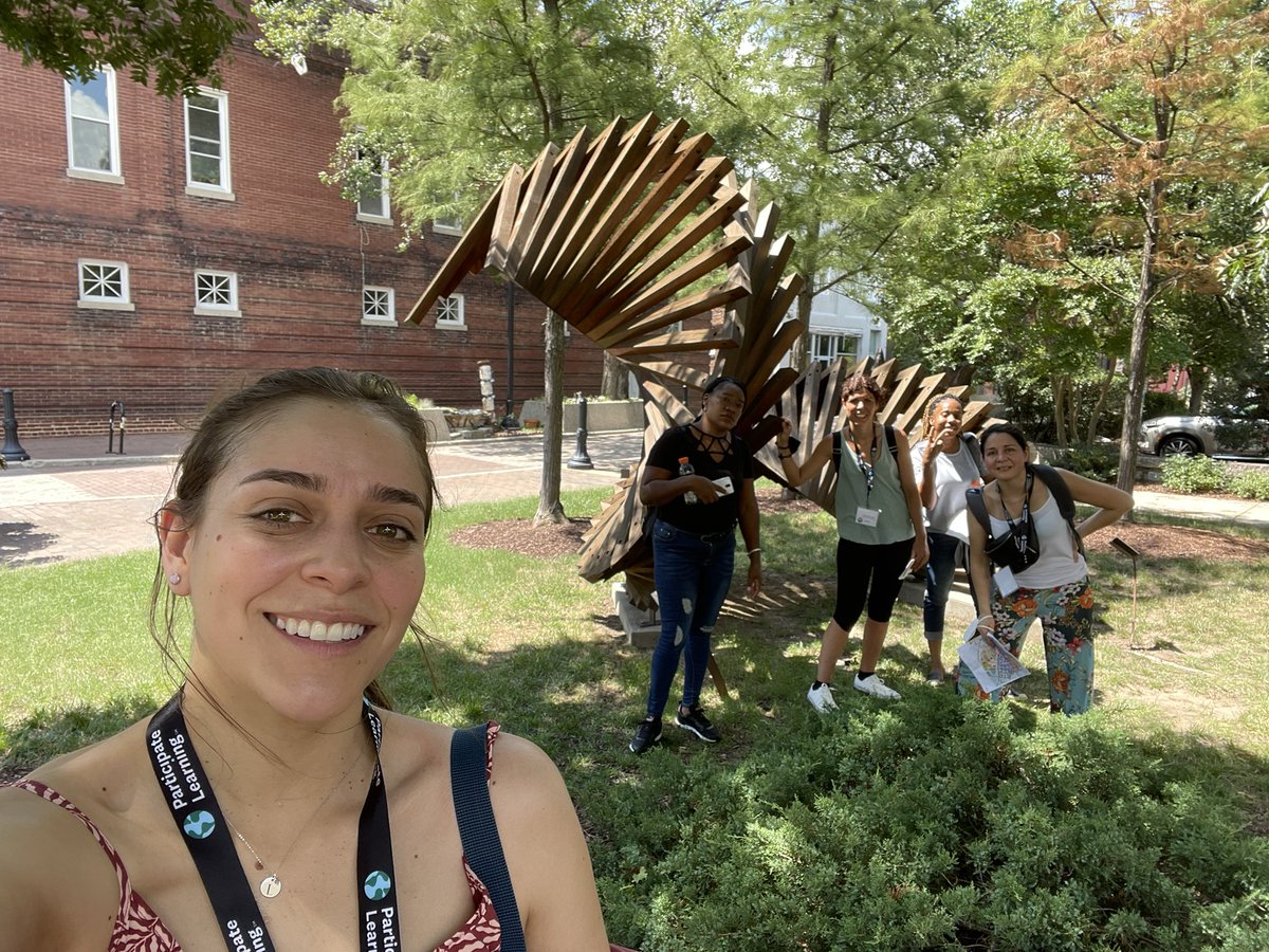 Laura Montes tweet media