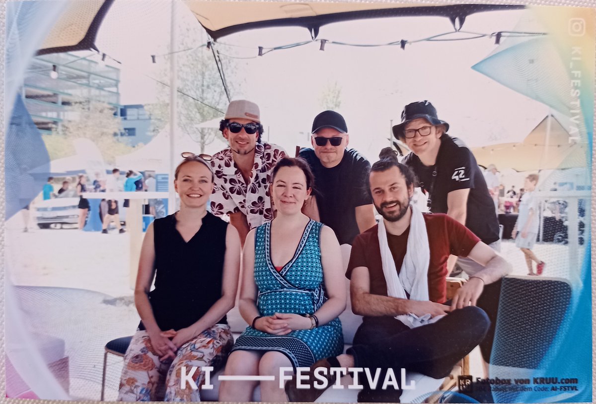 Good vibes at the first #AIFestival #Heilbronn 🎉

Stefanie Baade (<a href="/ki_verband/">KI Bundesverband</a>) <a href="/_SilkeHahn/">Silke Hahn ✨</a> <a href="/TBBacherle/">Tobias B. Bacherle</a> <a href="/SvenJKoerner/">sjk</a> Dirk Täuber <a href="/BornheimThomas/">Thomas Bornheim</a> 

#KI #Festival 
ki-festival.de