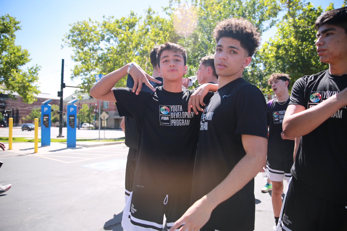 FIBA_es's tweet photo. El Super Camp FIBA YDP ⛹🏻‍♀️⛹🏻 en la 🏠 de los @utahjazz 🇺🇸😃

⤵️ https://t.co/eoNCnvdMA6