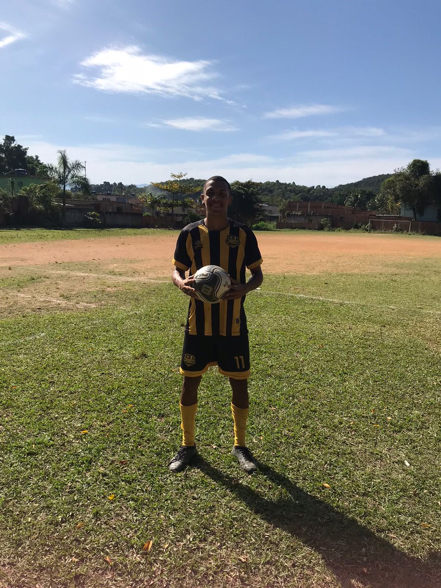 AMIGOSFC15's tweet photo. Segue o craque do jogo! 
Com 3 gols e 1 assistência o homem foi muito importante p vitória do time.
Equipe toda de parabéns. #Seguimos
#AvanteAmigos 🟡⚫️ https://t.co/DASpkG9KXT