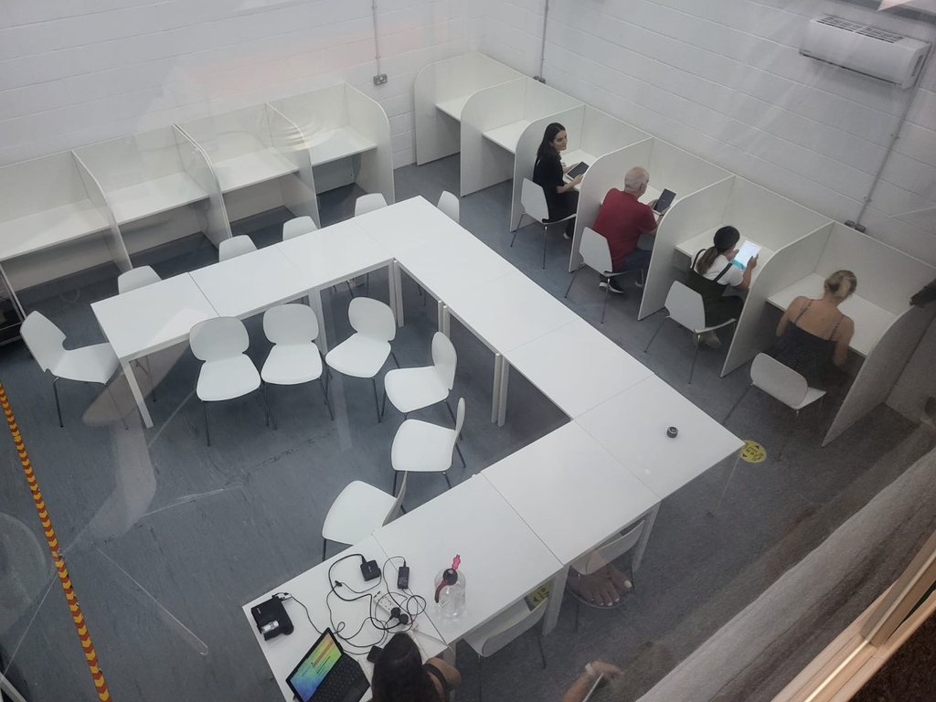 GSResearch's tweet photo. How and when central location tests can work for you?📍

CLTs are ideal for benchmarking your current products against new formulations and your competitors. We have our purpose-built testing facility in the Southeast of England! https://t.co/Nj3FgbF2ka