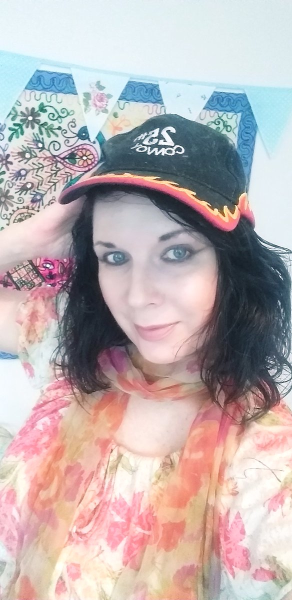 Bono66020372's tweet photo. @lorraine_warde #Thanks &amp; you can #find some of my #modelling #photos on  #rainwear &amp; #villageladies #websites under #Carla &amp; #Mitzi , it's the #photographers idea to use #differentnames for #ModellingWebsites &amp; I was #published #regularly in the #HandENaturistMagazine in the early #80s #90s + https://t.co/8hsmbAxFvH