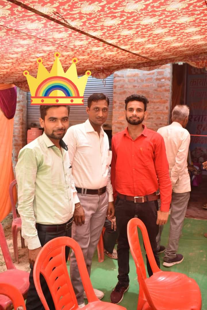 SHUBHAMPN24's tweet image. पत्रकार साथी #रामलौट_तिवारी जी को जन्म दिन की ढेर सारी शुभकामनाएं और बधाई 💐🎂🎂🎉

महादेव बाबा की कृपा आप पर हमेशा बनी रहें,, हजारों वर्षो तक यू ही अपना जन्म दिन मानते रहें..💝 
हर हर महादेव 🙏
@RamlautTiwari