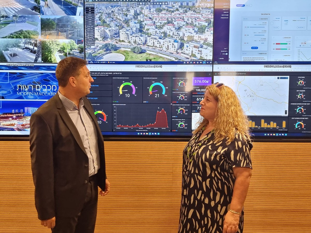GalitPeleg's tweet image. I was very impressed today to learn how smart is my city, #Modiin. I met with mayor @BibasHaim who introduced me to the innovative control system of the city! Fascinating!
#smartcities 
#ULAI