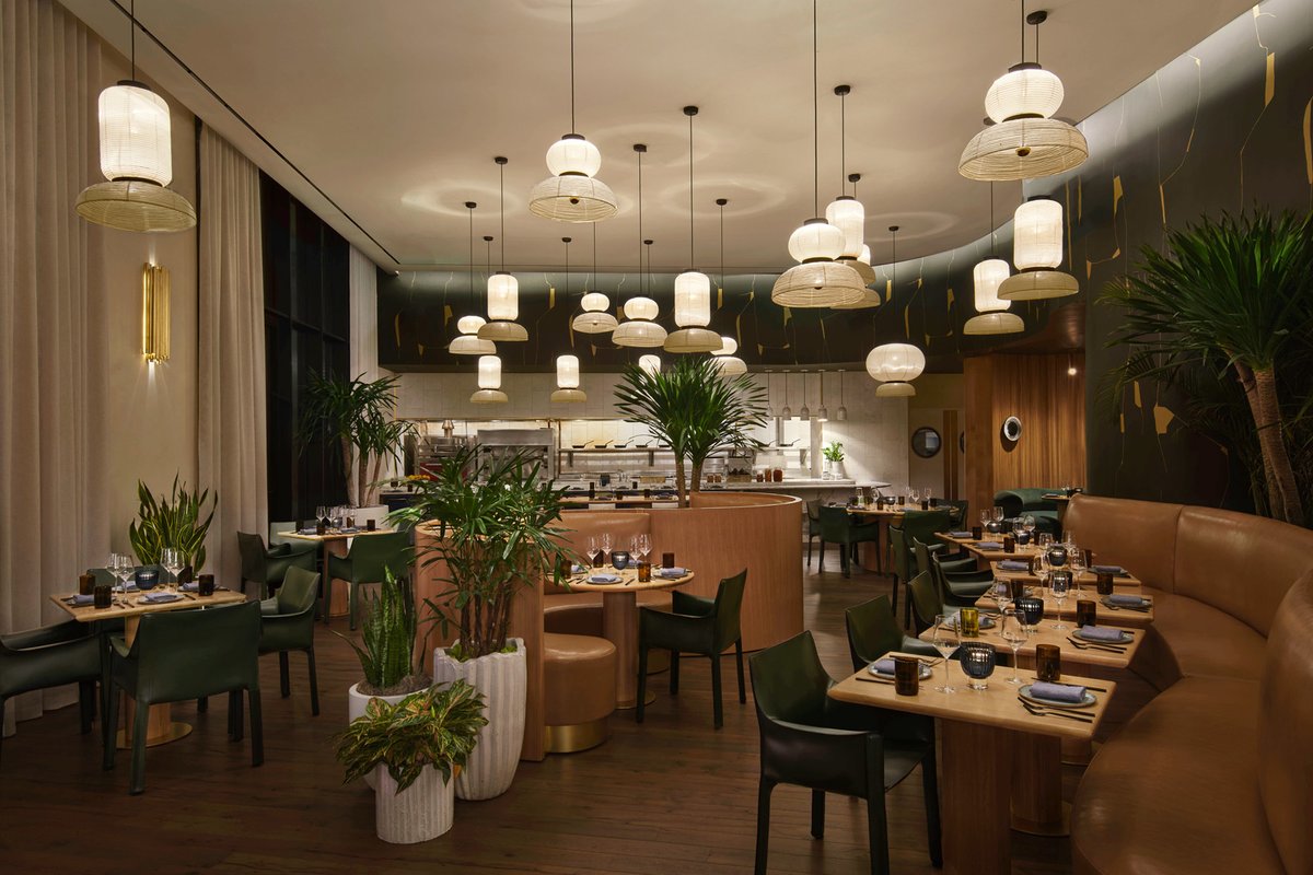 NaturaHQ's tweet photo. Fine dining is much more fine when plants are involved!ππ±
#stayPLANTED #KEEPitREAL #PEOPLETHRIVE #Natura #finedining #plantdesign #interiordesign #biophilicdesign #biophilia #green #plantloveres #plantpeople #plantsmakepeoplehappy #dallas #texas #virginhotel #sunday https://t.co/Oi1o7UBFTU