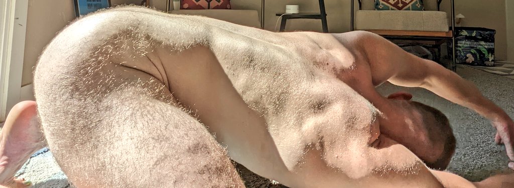fuzzy_murse52's tweet photo. Can't help myself in the sunshine. Makes me want to strip down, do some stretching, and take pics 😈 https://t.co/ZnBMHpBCci