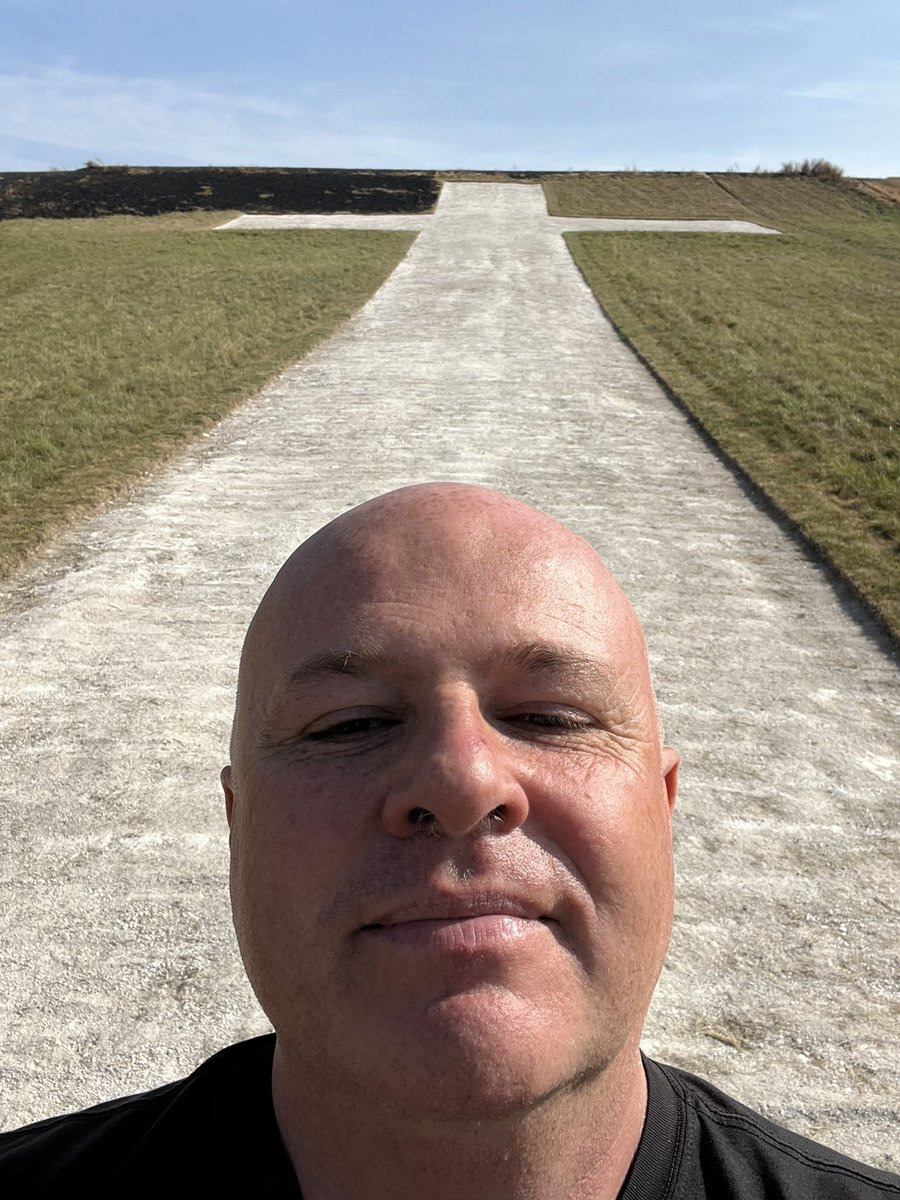 RunFindlayRun's tweet image. Run 66 of 124  #RunFindlayRun for @cr_uk #Running 10km every postcode in UK. #Maidstone Running along #PilgrimsWay from #ChalkCross back to #Lenham Despite the excellent Paula instruction got confused on route and went to far in some rather warm weather. Escaped to coast after