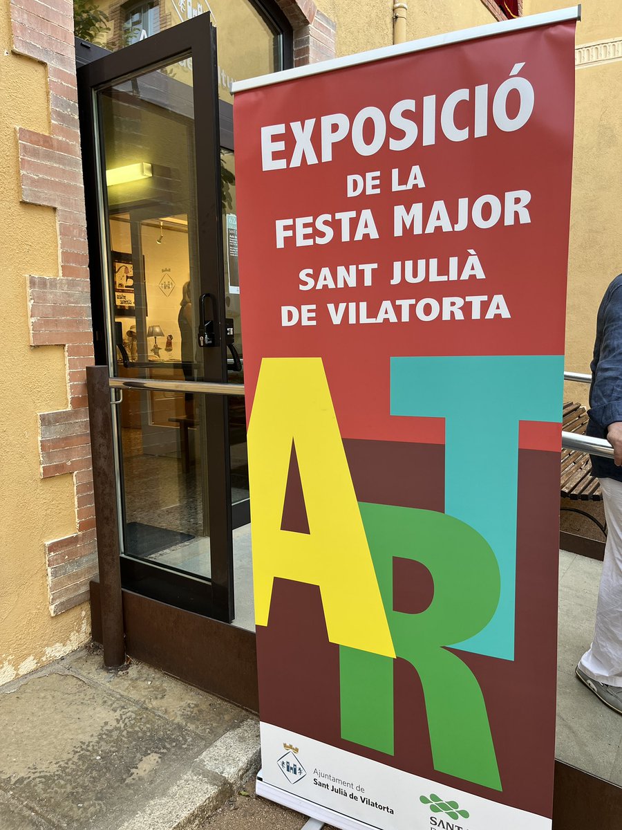 francescorenes's tweet photo. Molt orgullós que la 62 Exposició de la Festa Major de Sant Julià de Vilatorta estigui dedicada al pare, que ens va deixar el passat abril. Moltes gràcies per aquest reconeixement a @aj_SJV i a tots els qui ho han fet possible https://t.co/fKnLwmzxHT