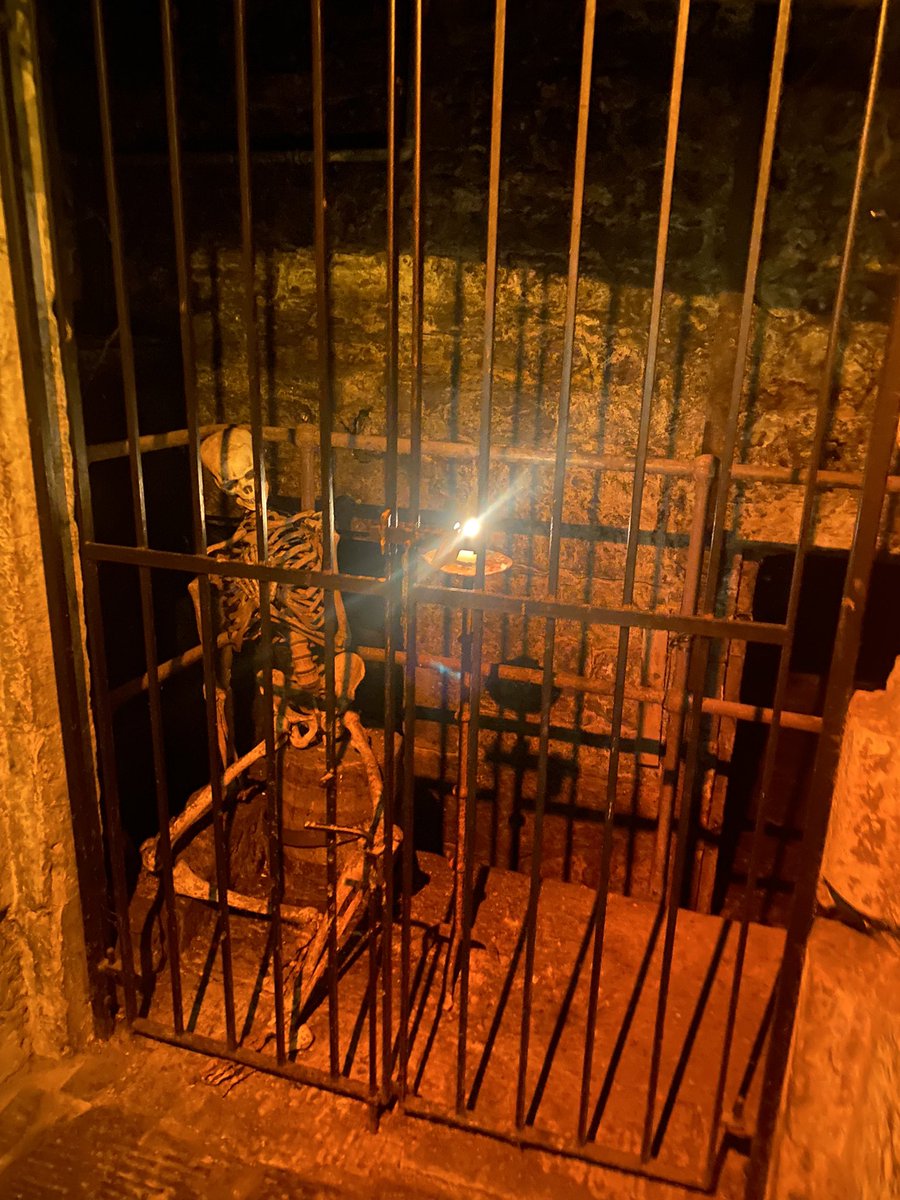 CgsDept's tweet photo. Last tourist attraction of the day, The Mercat History and Ghost Tour! #CGSedtour #EDinburgh https://t.co/rUKbGL3rCT