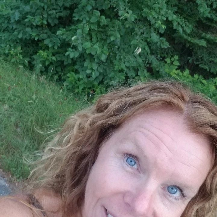 TinaHinNH's tweet photo. Woke before 3:30a, in the car before 4:30a. An unexpected, 2nd #peak for a total of about 11.5 miles today. I would say I'm #winning! #hiking #hikingadventures #whitemountains #nhwhitemountains #nhhiking #realtorlife #livingmybestlife #mtmonroe #mtwashin… https://t.co/uVHXjV93jK https://t.co/IBeWT7vg39