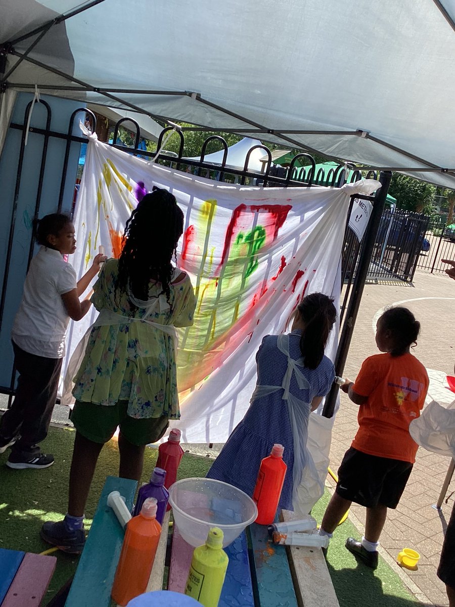 Creative Watergate tweet media