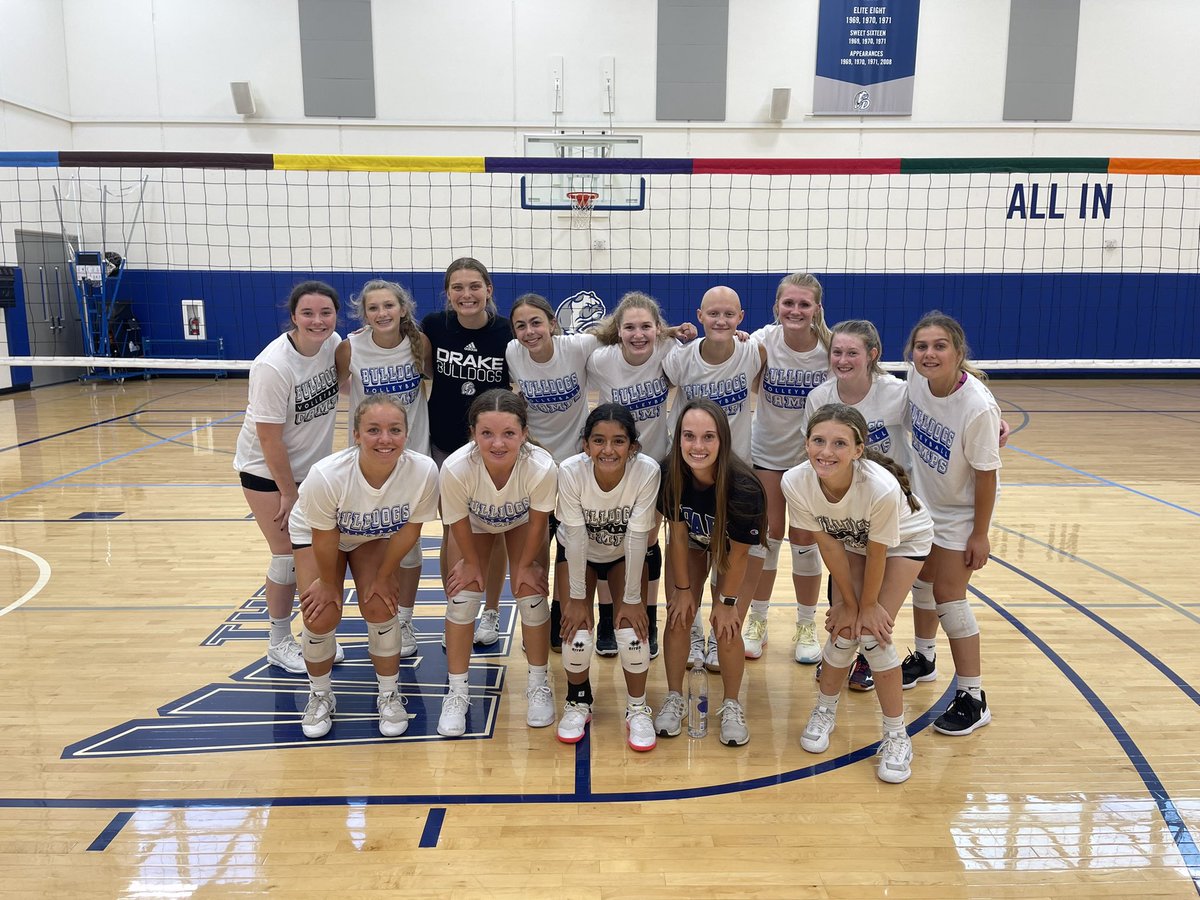 Drake Volleyball tweet media