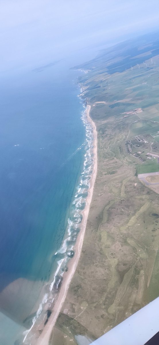 Amazing flight experience around Glasgow, Clyde, Arran, Mull of Kintyre and Loch Lomond.