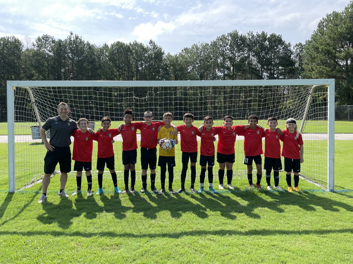 The AFU U12 Boys’ SCCL Summer League team finished their season undefeated with a 7-0 record.
More importantly, the team played well, worked hard, and had fun. ⚽️ #weareafu