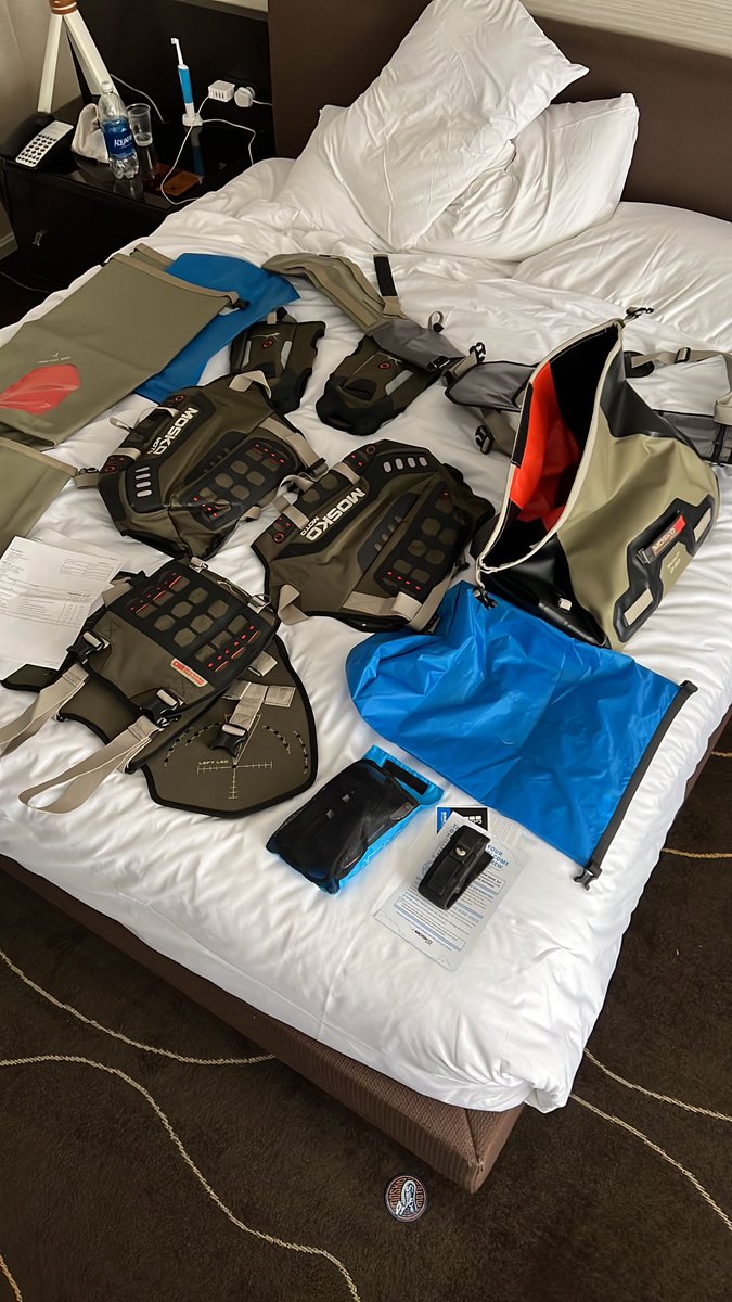 Biketruck's tweet photo. My @MoskoMoto soft luggage - set-up! If ya wanna travel light and organised - check it out!
#COBDR #Colorado #Luggage #SoftLuggage #HardLuggage https://t.co/Xk9s6FUh0H