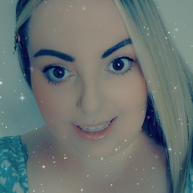 vickywitcherley's tweet photo. #NewProfilePic https://t.co/DIzbpthT0l