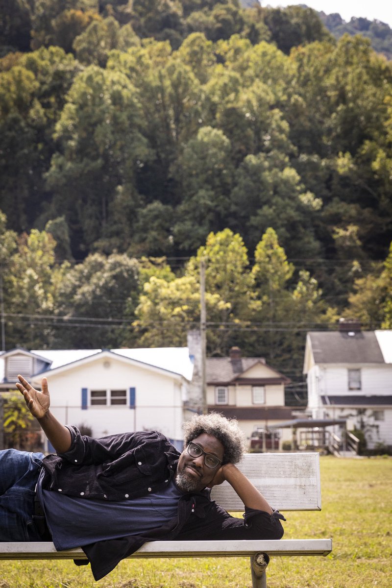 wkamaubell's tweet photo. ‘Black in Appalachia,’ premieres tonight on @CNN at 10p ET/ 7p PT.

Without googling it, how many states are in the region of Appalachia? #UnitedShades https://t.co/nXhN5UL2Ou