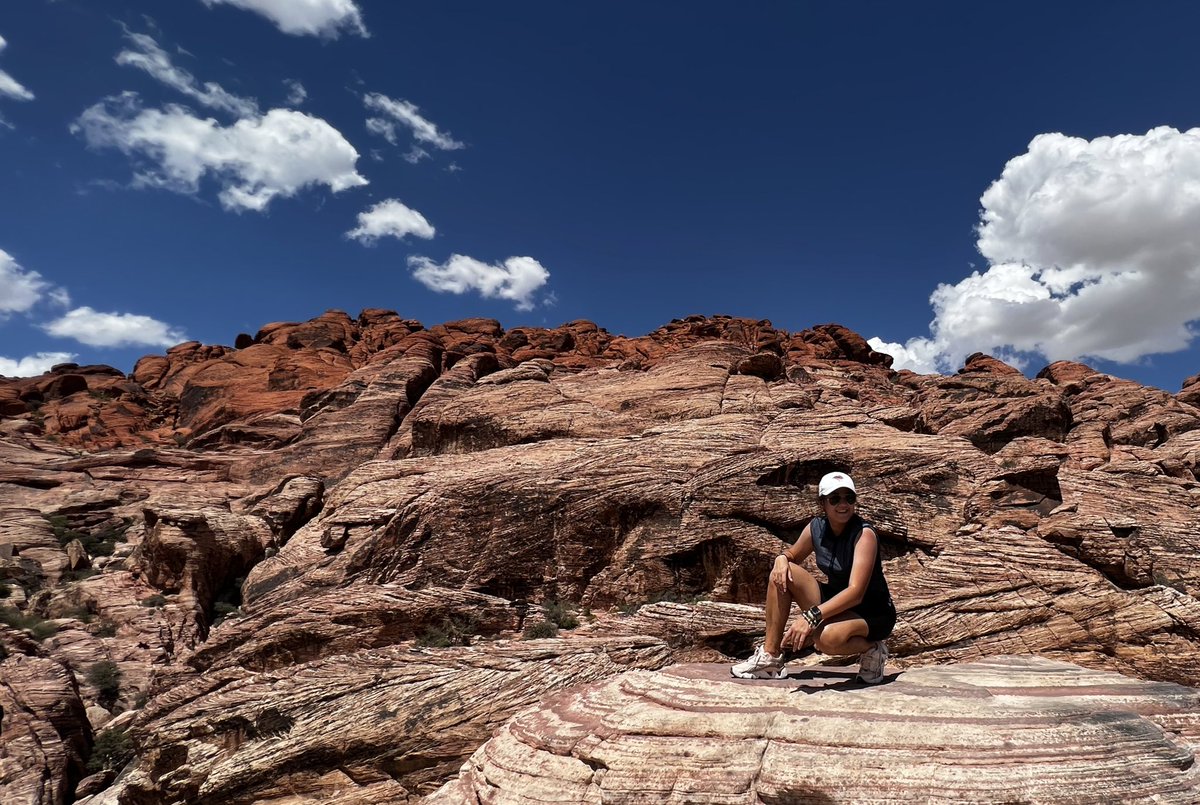 Blend in with the nature but farmer tan line still there 😂