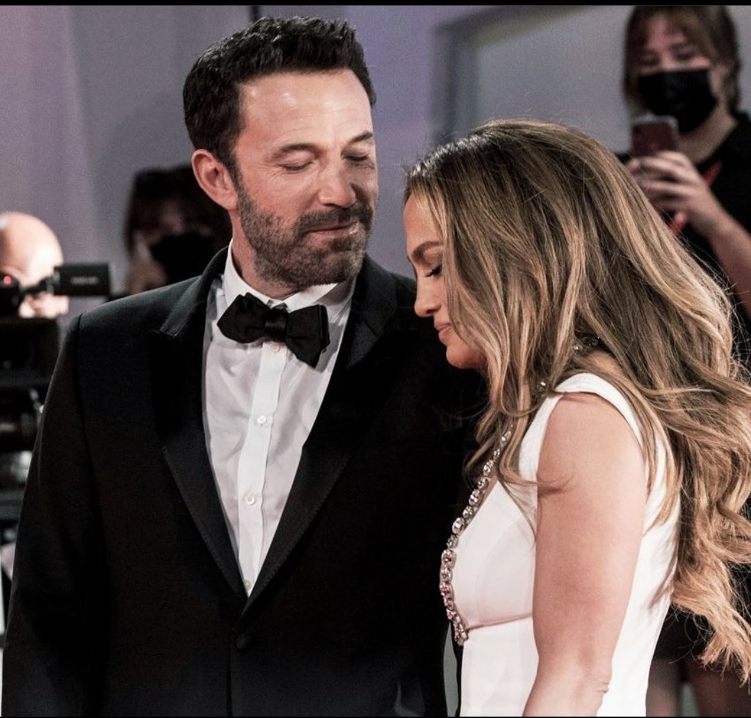 FeminaIndia's tweet photo. They. Are. Married. 🍾🎊🎉🥂

Jennifer Lopez and Ben Affleck reportedly tied the knot in Las Vegas on Sunday.

The celebrity couple rekindled their romance in 2021 - almost 20 years after they first got together. 
@JLo #BenAffleck

#jenniferlopez #jenandben #bennifer https://t.co/a5BayRwp8o