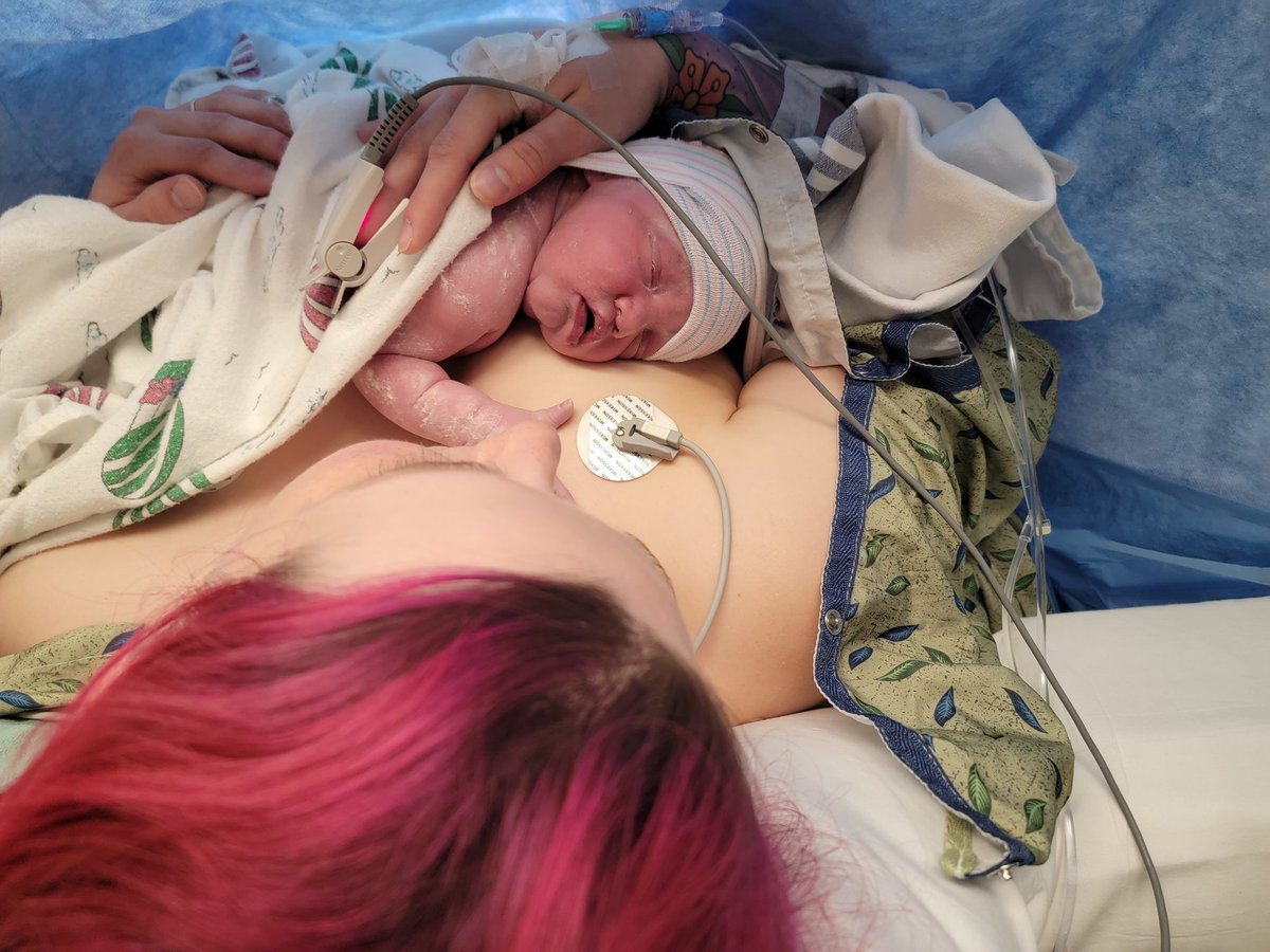 rosegallifrey's tweet photo. @michaelsheen @sheen365 My daughter, Lydia, the day she was born. 

(May 19th of this year actually) https://t.co/NjkYygPNHb