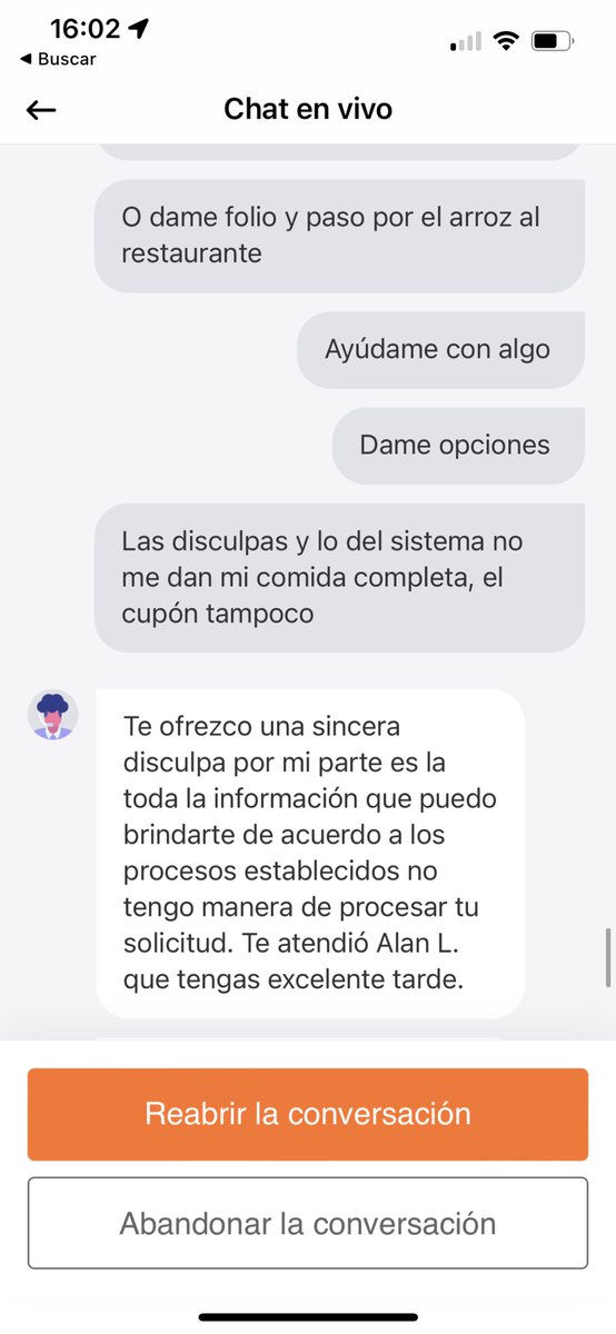 Georvan_R's tweet photo. @DiDi_Mexico pésimo servicio. Pido comida completa de @PFChangsMX me mandan la mitad y su atención a cliente me da un cupón de 30 pesos que no cubre mi el envío. Voy al chat y me dicen que no pueden hacer nada ya ir tenga buena tarde. Adjunto chat https://t.co/0Ytd2Kp30M