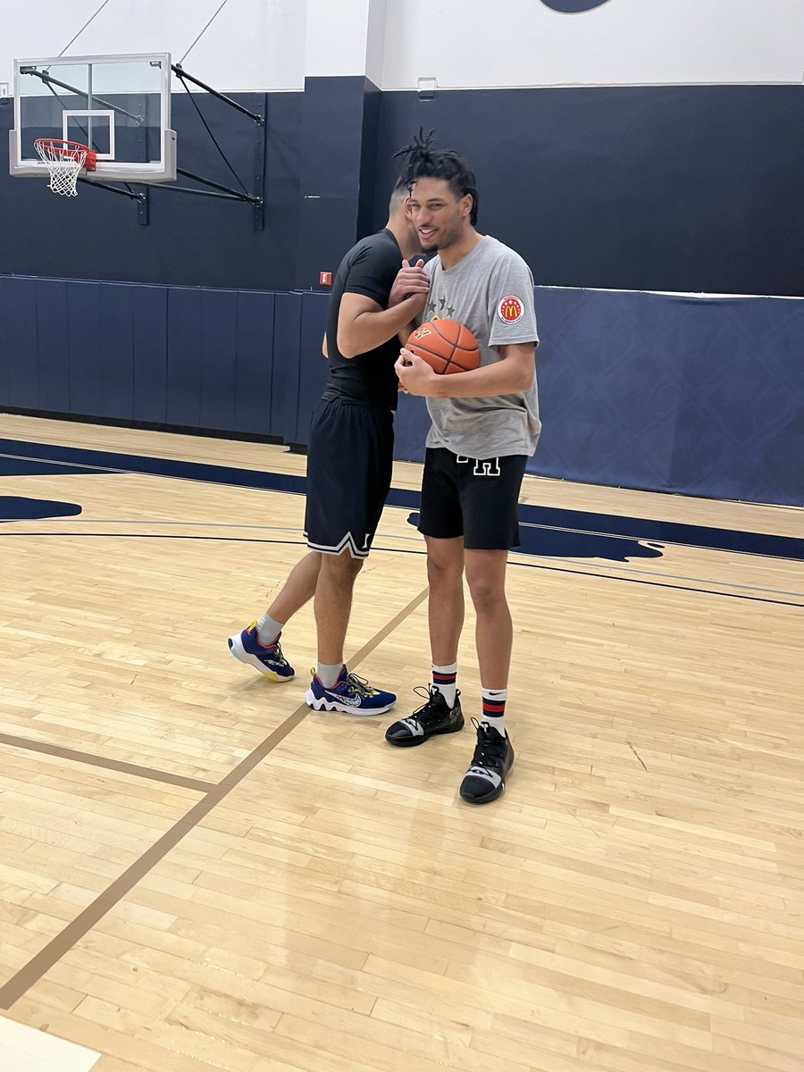 Zip ‘Em Up TBT tweet media