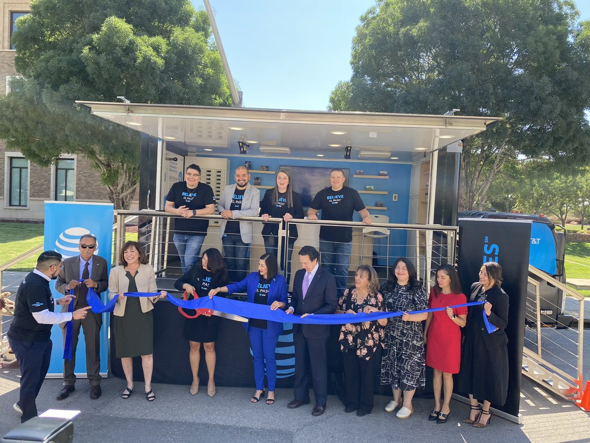 Gloria Diaz tweet media