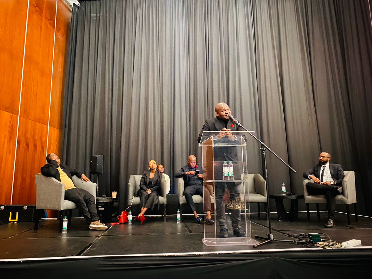 EFFYouthCommand's tweet photo. EFFSC Secretary General Cmsr Muzi Khoza at the 4th NSA Gala Dinner #RoadTo4thNSA
@EFFSouthAfrica https://t.co/6E0eQDat20