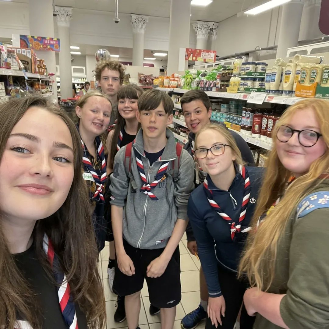 FyldeJamboree's tweet photo. Here are some pictures from @WLSJamboree 's Big day out yesterday where we met up with the rest of #unit55 in #Preston and made some top secret decisions.
#jamboree #drawyourdream #UK #westlancs #scouts #Korea #LANCASHIRE https://t.co/QCuJmNGxT2