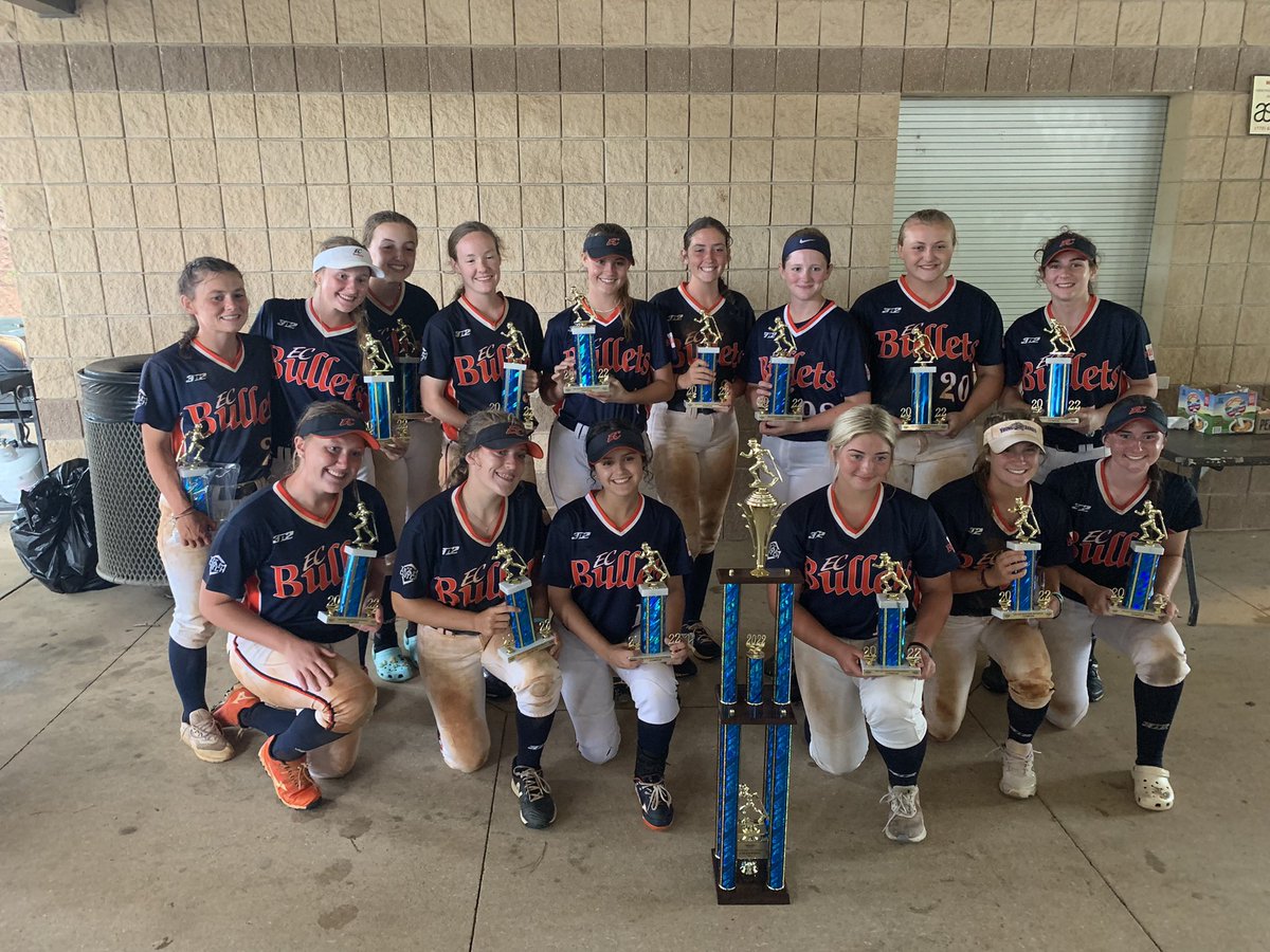 We like a strong finish 🧡 1st place! GO BULLETS! What a way to end the year! Thank you ladies!