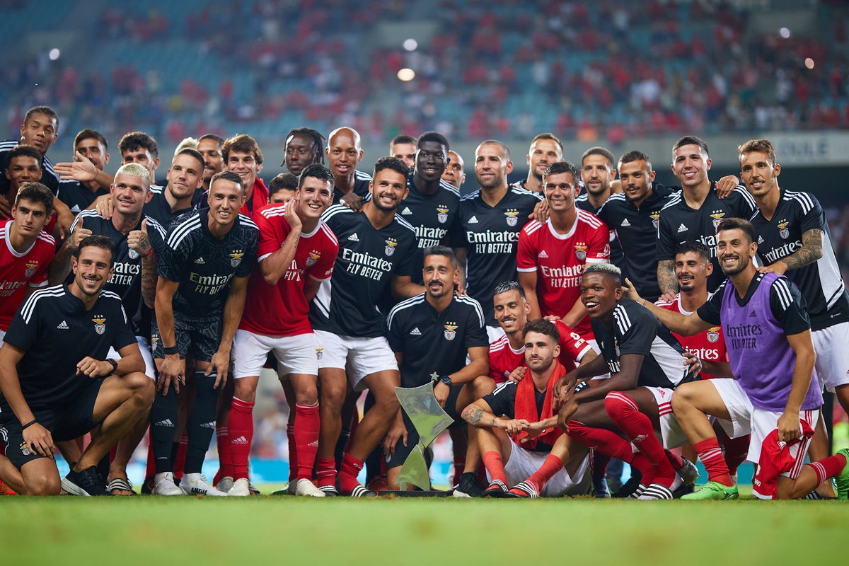 Bom início de temporada! Vamos Benfica!