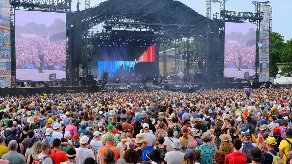 The European leg of Resist: The Final tour came to a memorable close in France. Thanks to our fellow musicians, our wonderful crew and to all the people in offices who made this tour possible. Thanks most of all to everyone who came to a show. This was something we will remember.