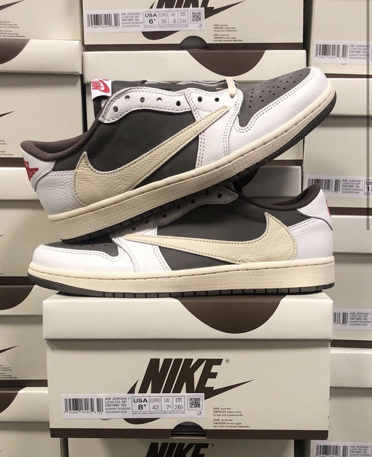 Quick review of reverse mochas from jersey frost @JERSEY FROSTS ❄️ any, Reverse Jordan 1