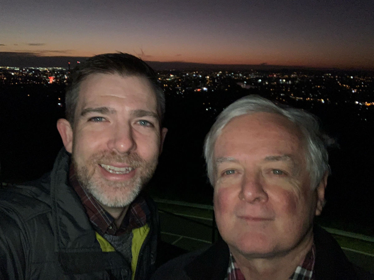 Mark Rigby (@aussie_starman) on Twitter photo A good time at Mt Coot-tha Lookout with Craig <a href="/Zonca/">Craig Zonca</a> on <a href="/abcbrisbane/">ABC Brisbane</a> - a beautiful morning with Venus, Mars, Jupiter, the Moon, & Saturn spanning the sky. Despite twilight, easily saw over a dozen bright Starlink flares near the bright Moon. Some flared to Jupiter brightness. A good time at Mt Coot-tha Lookout with Craig <a href="/Zonca/">Craig Zonca</a> on <a href="/abcbrisbane/">ABC Brisbane</a> - a beautiful morning with Venus, Mars, Jupiter, the Moon, & Saturn spanning the sky. Despite twilight, easily saw over a dozen bright Starlink flares near the bright Moon. Some flared to Jupiter brightness.