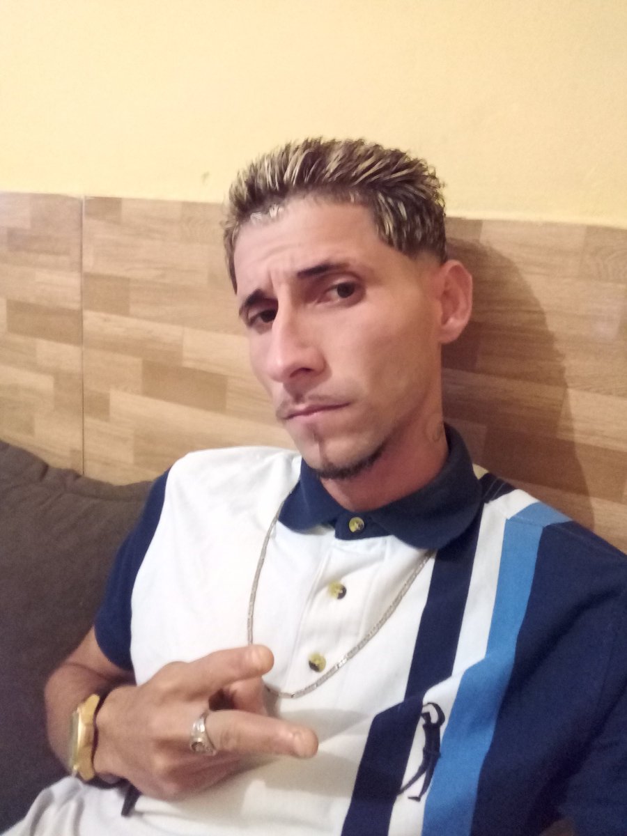 LacerdaMaique's tweet photo. Sigo inviquito.... https://t.co/q8reCr9Szq