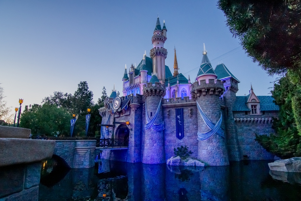 Starport75's tweet photo. Happy 67th Birthday to the Happiest Place on Earth!
#disneyland #disney #disneyparks #dlap #disneyland67 https://t.co/oBd3PEz4KU