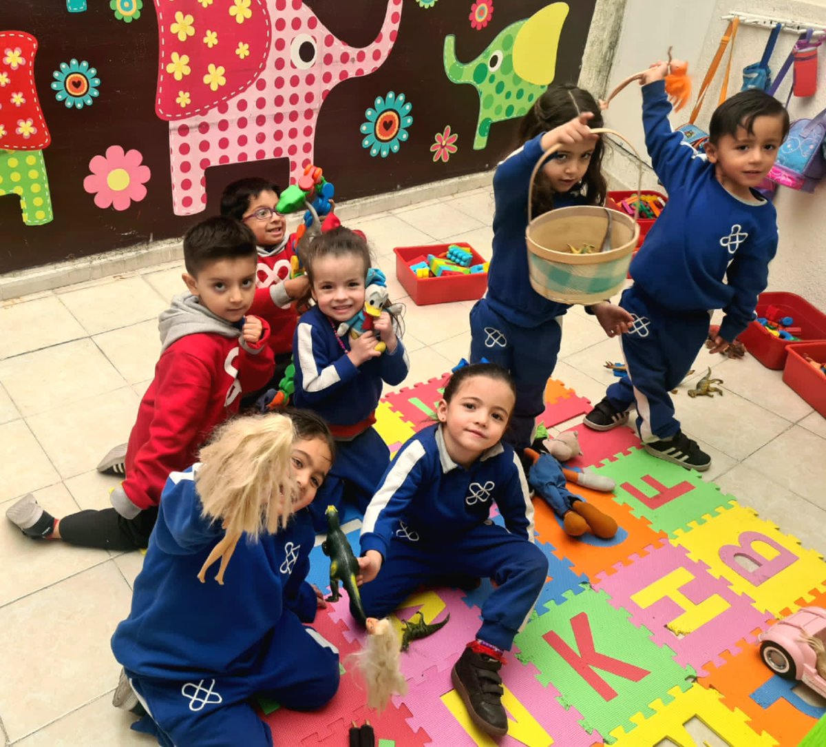 escuelaxipal's tweet photo. ¡Somos Xipal!
 
📲 55 6006 1111
comunidad@xipal.edu.mx https://t.co/VUdMz6NSwi