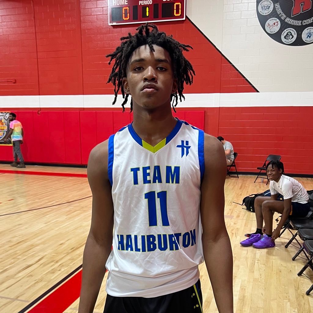 IsaacDennis_2's tweet image. Team Haliburton holds on for a 67-63 win over WI Blizzard to capture the 17U platinum championship. Demarion Burch led the way with 19 points. Seth Bunders finished with 30 for Blizzard. #SummerJam2K22 @ny2lasports @414BClay @MHS_Boys_ @BTerrell_414