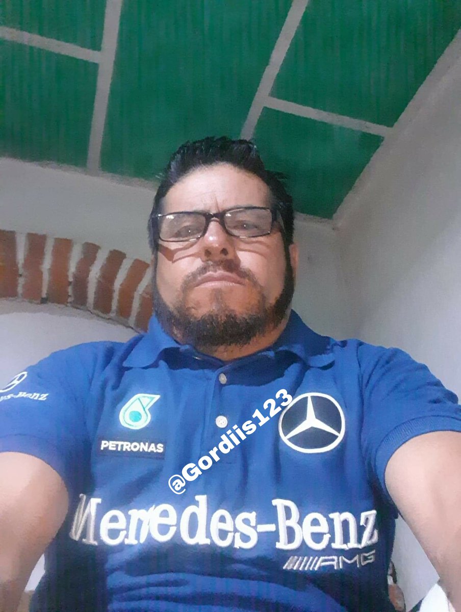 gordiis123's tweet photo. HERMOSO MADURO QUIEN DISE YO RT 🔃 Y ❤ https://t.co/7PWrtUQAQX