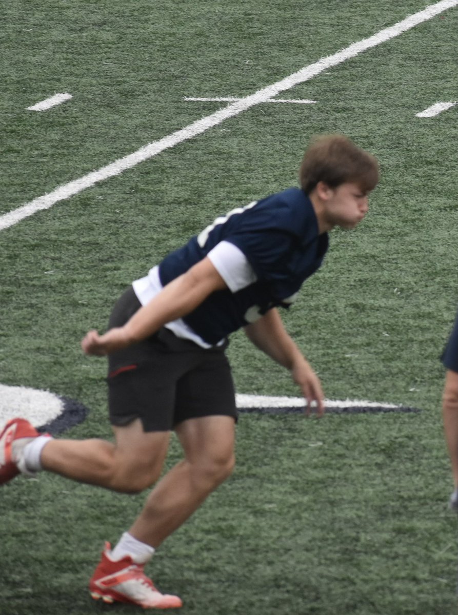 Had a great time at the Case Western Reserve football camp. Thank you to all of the coaches for having me. <a href="/CoachWMiller/">Warren Miller</a> <a href="/CoachSlesh/">Dereck Slesh</a> <a href="/jefframsey8/">Jeff Ramsey</a> <a href="/CWRUFootball/">CWRU Football</a> <a href="/DebeljakGreg/">Greg Debeljak</a> <a href="/BenetRedwingFB/">Benet Academy Football</a>