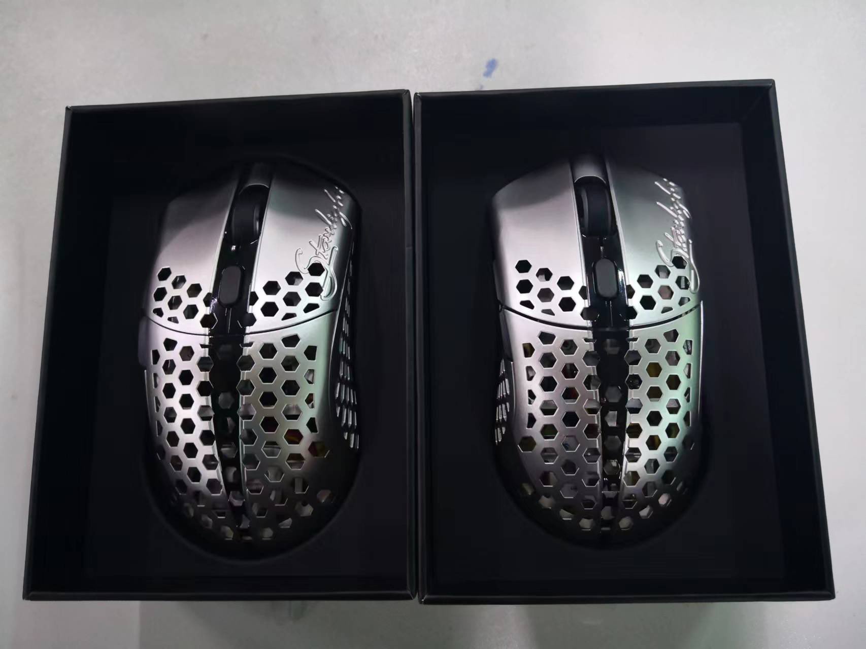 Finalmouse tenz Sサイズ　訳あり。