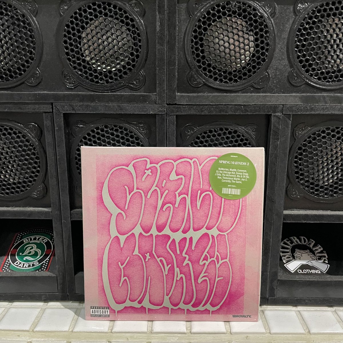 BITTERDARTS's tweet photo. Now playing💿
『SPRING MADNESS 2』
MIXED by DJ KIYO
BITTER DARTS
青森県青森市古川1-18-16
017-775-7069
https://t.co/QXRixFr8MK
#mixcd #djkiyo #springmadness #royaltyproduction #hiphop #randb #streetfashion #streetwear #streetstyle #bitterdarts #aomori #japan https://t.co/Rkphc75vEc