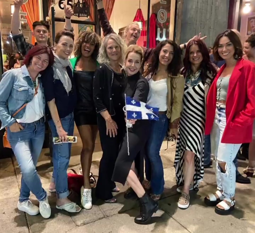 caffeinesecret's tweet image. แก๊งนี้ซัพอร์ตเพื่อนเก่งกันมากๆ​ แสนน่ารัก​ แสนดี​ #maximroy