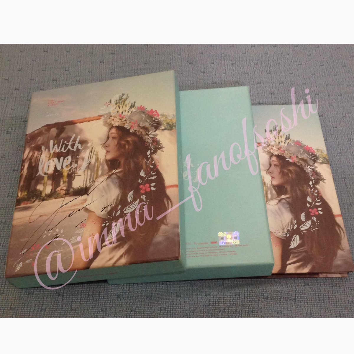 imma_fanofsoshi's tweet photo. wts/lfb ph

jessica jung's with love, j signed promo album

in very good condition

dm for offers and for more details

#jessicajung #withlovej #signed
#promoalbum #snsd https://t.co/JNrkFPfehM