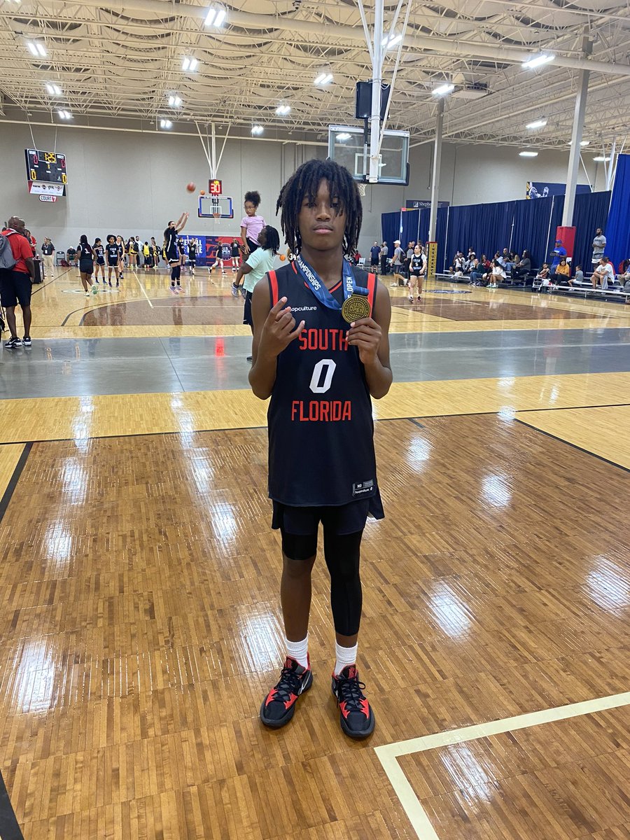 ywbnixon's tweet photo. Had a great time this week in Indianapolis!! Learned a lot to!! Can’t wait to start my freshman year of HS !! Thank you for everything!! @SFE_BASKETBALL @CoachD_STU #ACA #VarsityYearNumber2 @PBCBBallForum https://t.co/oKuh0FQAvc