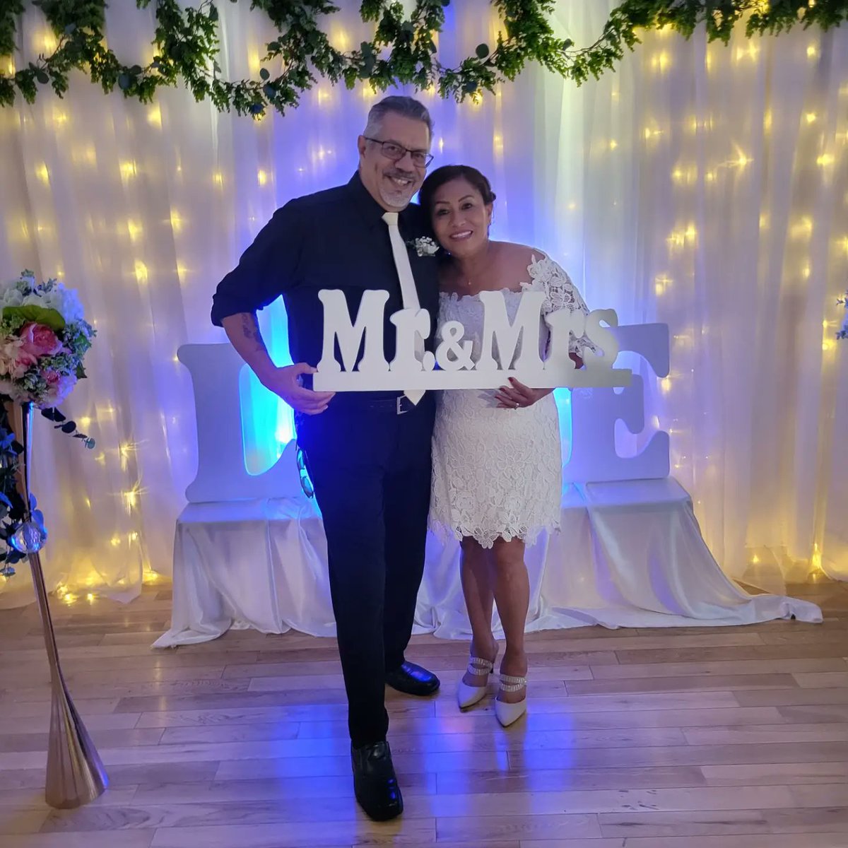 sclchavez's tweet photo. So honored to spend this happy occasion with you bith. May the love and happiness you feel today shine through the years.

Happy to introduce Mr. &amp; Mrs. VERA!! 
#whoisnext #boda #wedding  #bodacivil #marriagelicense #officiant #destinationwedding #sayido call 818-458-9827 https://t.co/kugS1NkEKu