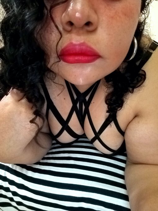 Ya sub&iacute; la primera parte del 2 set Ve anda a Of https://t.co/Sx1VvHhfIL https://t.co/majp5IodbR<a href="/tag/cute"class="tags"><span>#cute</span></a><a href="/tag/sexy"class="tags"><span>#sexy</span></a><a href="/tag/pies"class="tags"><span>#pies</span></a><a href="/tag/medias"class="tags"><span>#medias</span></a><a href="/tag/sigueme"class="tags"><span>#sigueme</span></a><a href="/tag/curvygirl"class="tags"><span>#curvygirl</span></a>