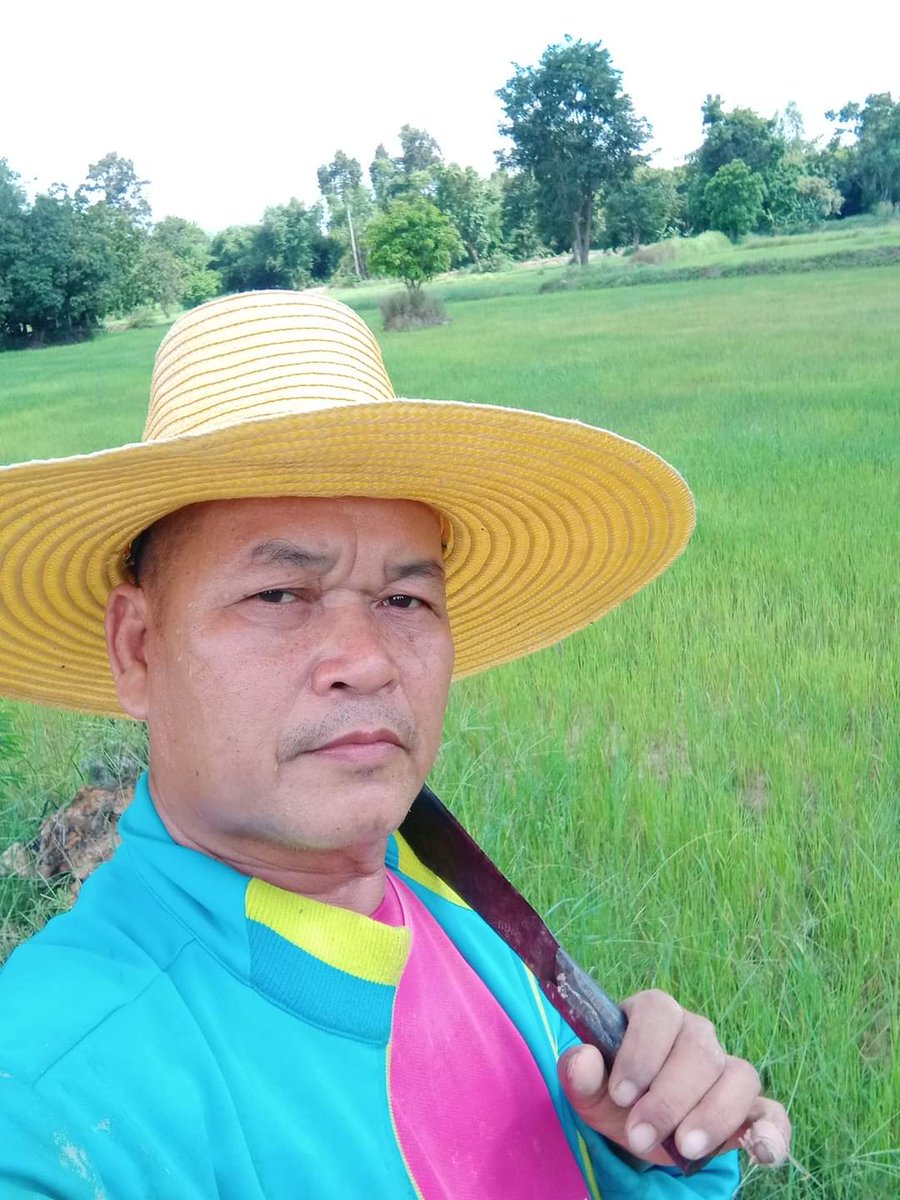 SiSilpakr's tweet photo. อาขีพดั้งเดิม(ลูกพ่ออย่าท้อเด้อ)หลายอาชีพโพด
"ว่าจั่งซั่นล่ะ555 https://t.co/z9NDC3aA4m