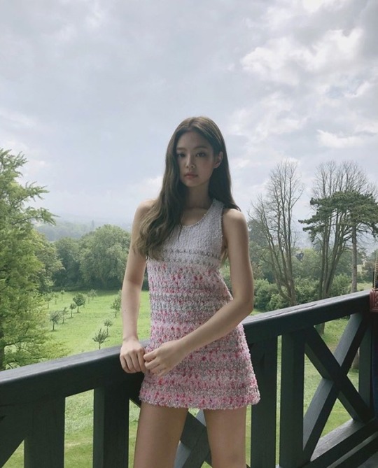 p_phantastic's tweet photo. Trato de tener #UnderLILITHsControl pero ciertamente ella me tiene, porque una vez que su música llegó a mis oídos, yo me descontrolé, totalmente culpable pero sinceramente yo no fui quién empezó, el #LilithPDsingle tuvo mucho la culpa.

𝚂ayu ✧ 𝚃𝚑eo𝚛𝚢 https://t.co/5MhQ4EzXFf